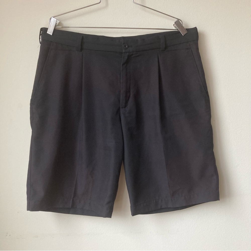Nike Golf Men’s Woven Casual Black Pleated 11” Tech Shorts 36
